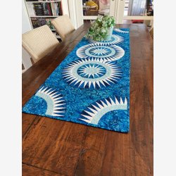The Four Seasons Table Runner - Spring (60,5" x 20" - ca 152 cm x 50 cm)